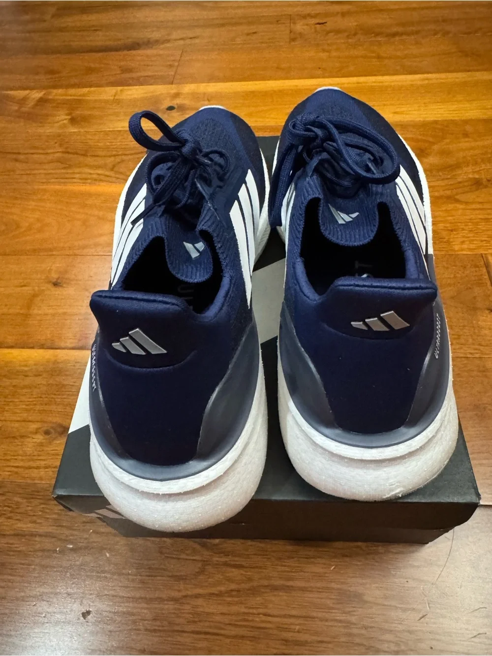 adidas lightweight knit